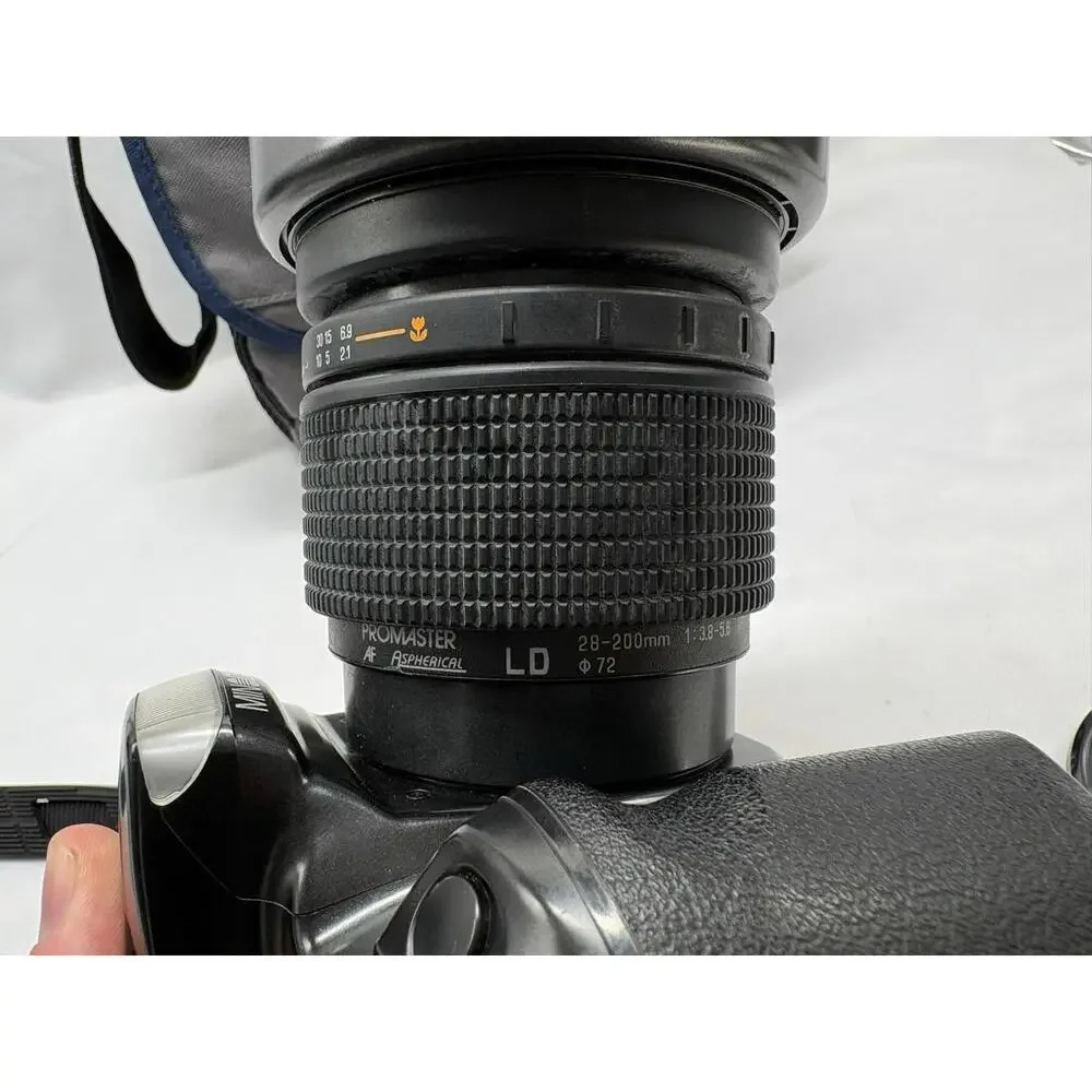 Minolta Maxxum 330si RZ 35mm SLR Film Camera Bundle 2 Lens, Case, New Battery